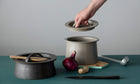 Cooking Pot 240 / Gray Sprinkle
