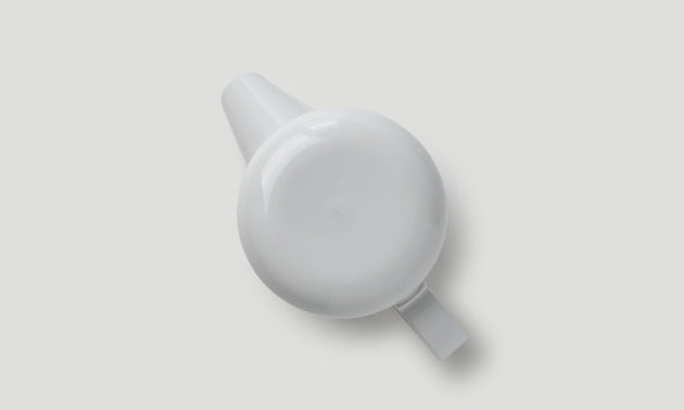 Pitcher / White