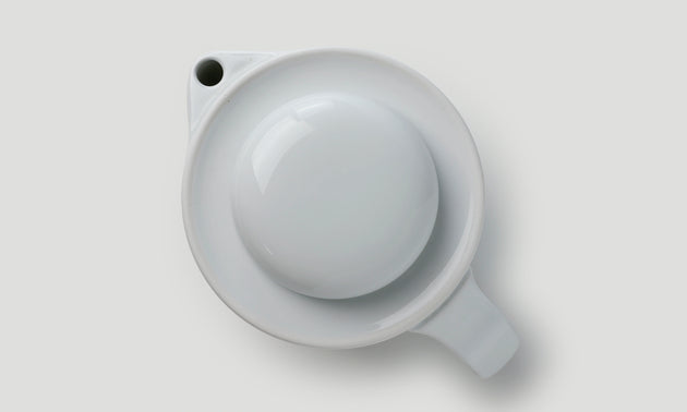 Tea Pot / White