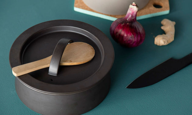 Cooking Pot 240 / Black Matt