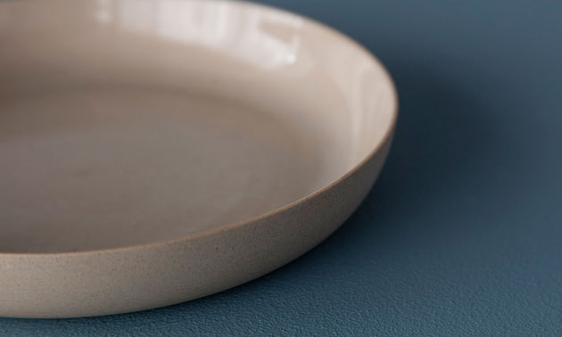 Deep Plate 220 / Gray Clay