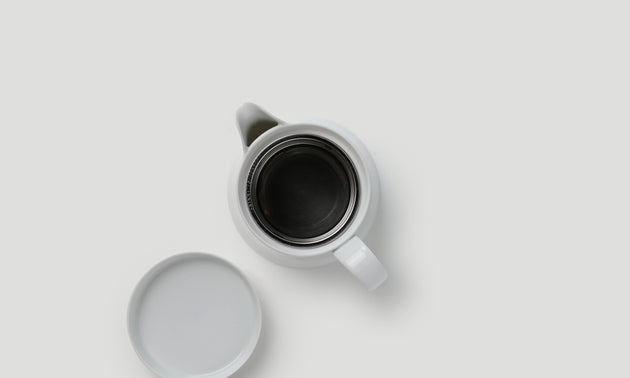Tea Pot S / White