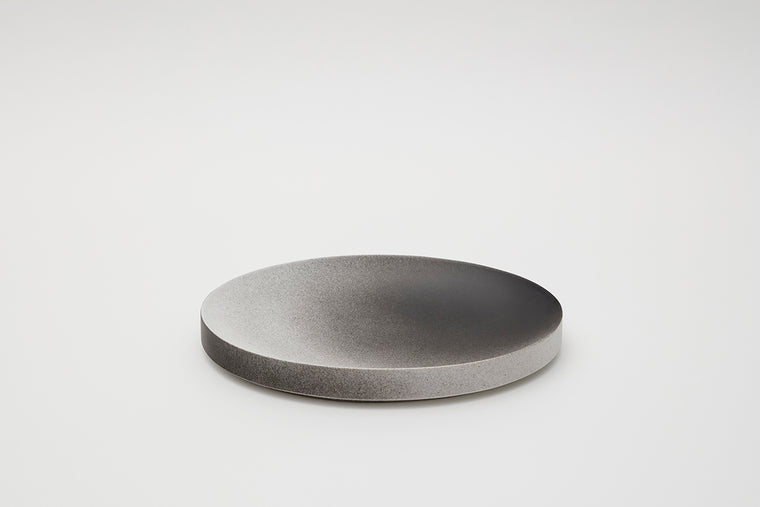Plate 310 / Black/White
