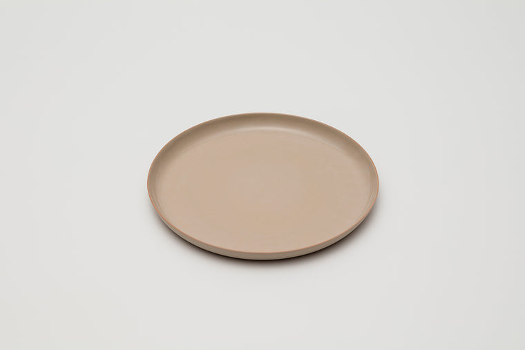 Plate 250 / Gray Clay