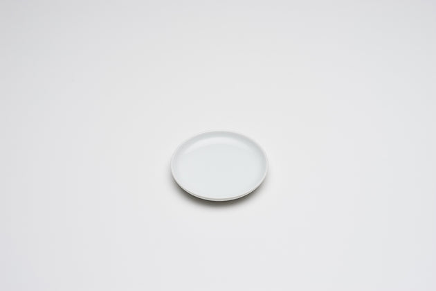 Plate 90 / White