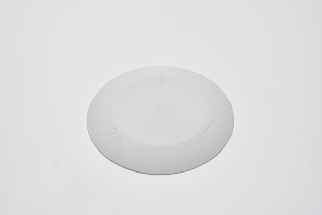 Plate 210 / White