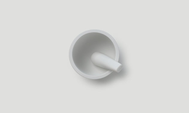 Pestle / White