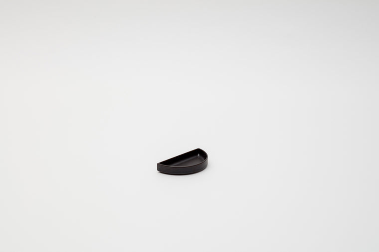 Half Plate 100 / Black