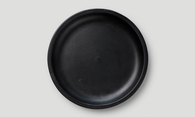 Plate 200 / Black